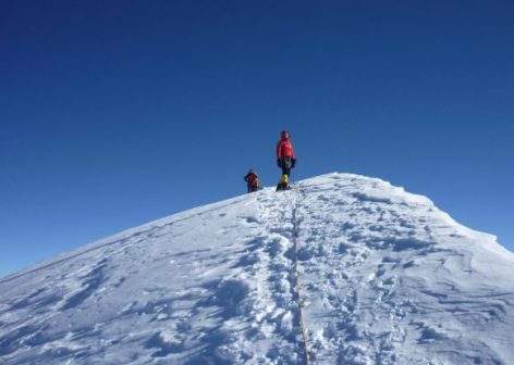 nepal_mera-peak-summit-day-final-stretch-1-1024x768-1-580x450